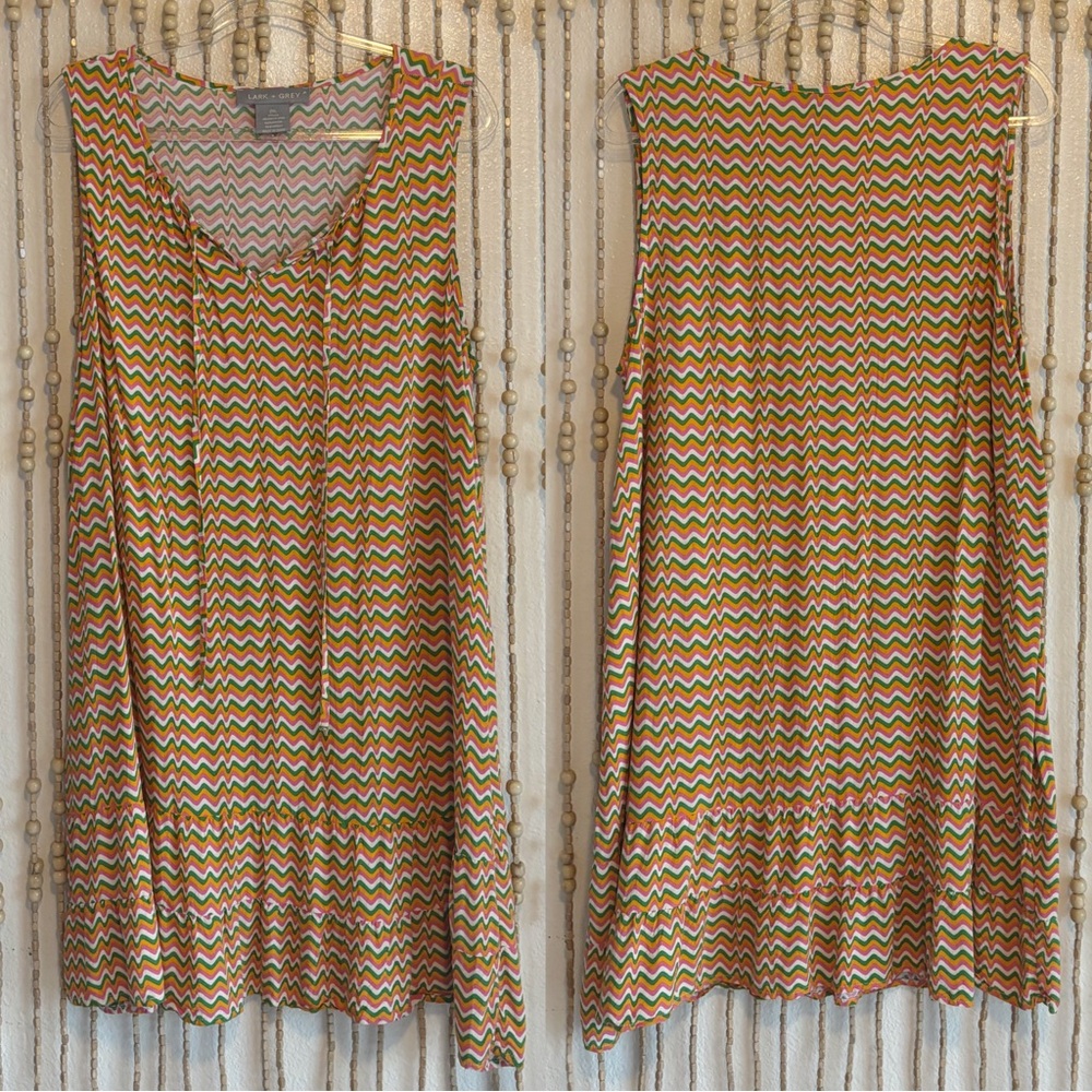 Lark + grey- Sleeveless Zigzag Mini Dress in Olive, Rust & Cream